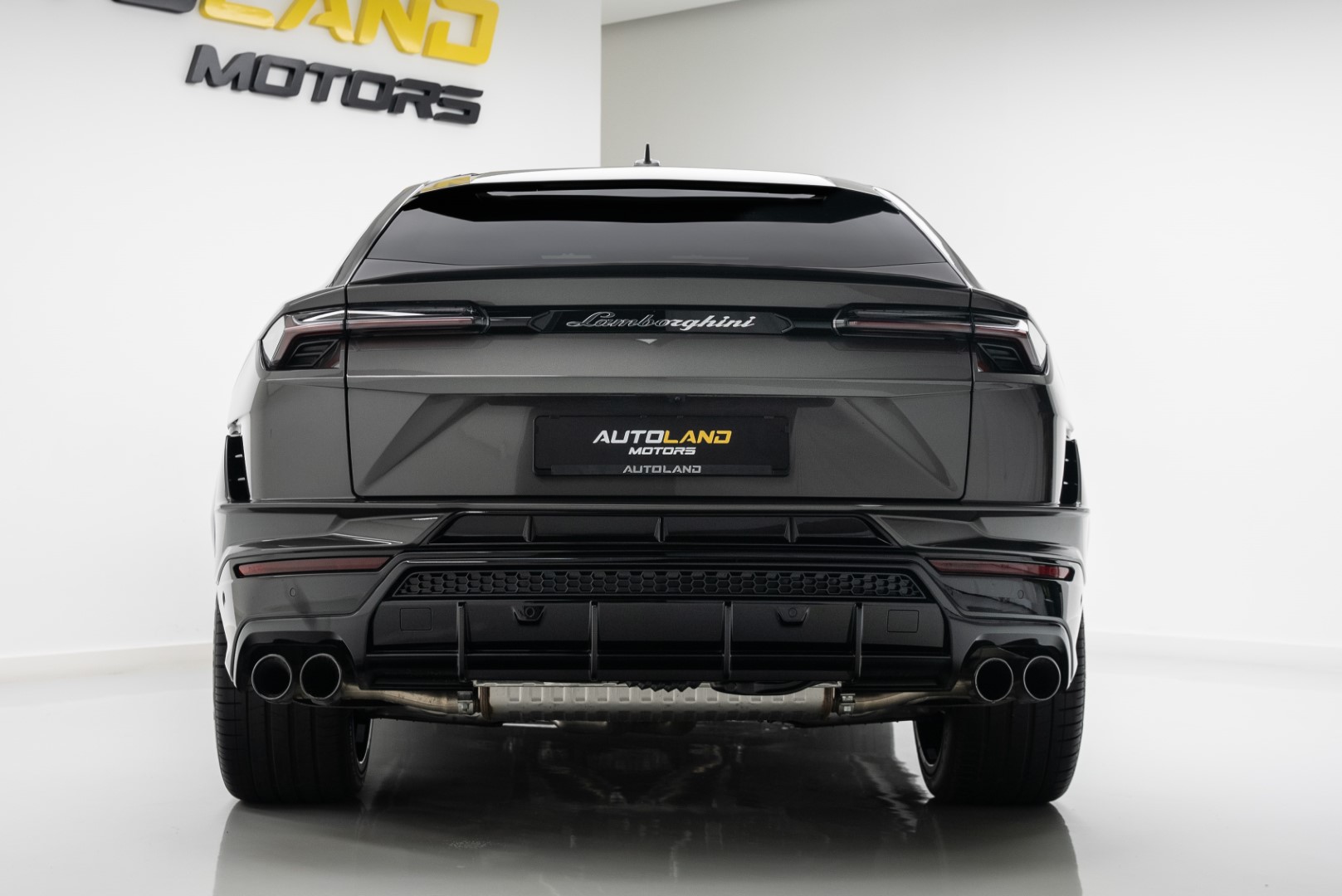 2023 LAMBORGHINI URUS S. HIGH SPEC.